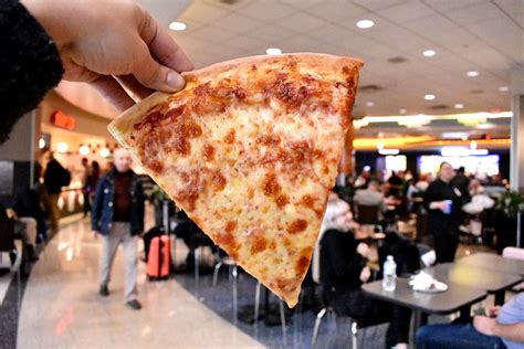 Airport pizza - Zmenu